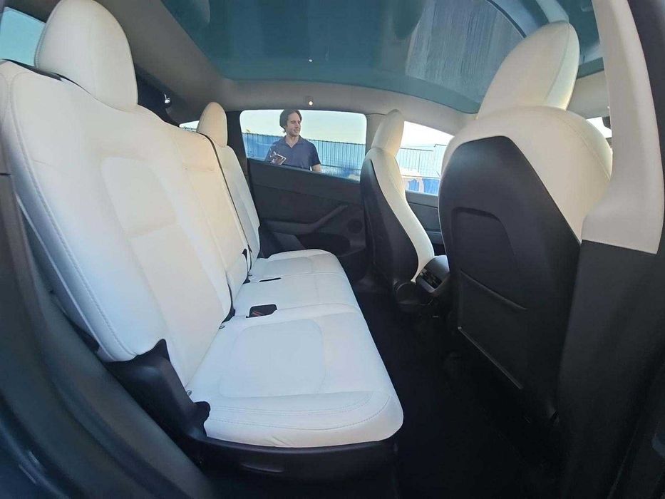 Tesla Model Y Long Range Dual Motor 2023