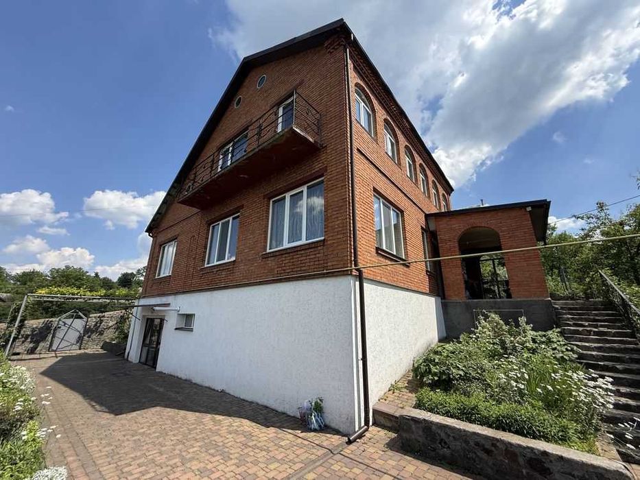 44906 Продаж цегляного будинку,  Лезнево