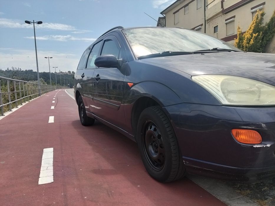Ford Focus SW 1.4509302932169697282
