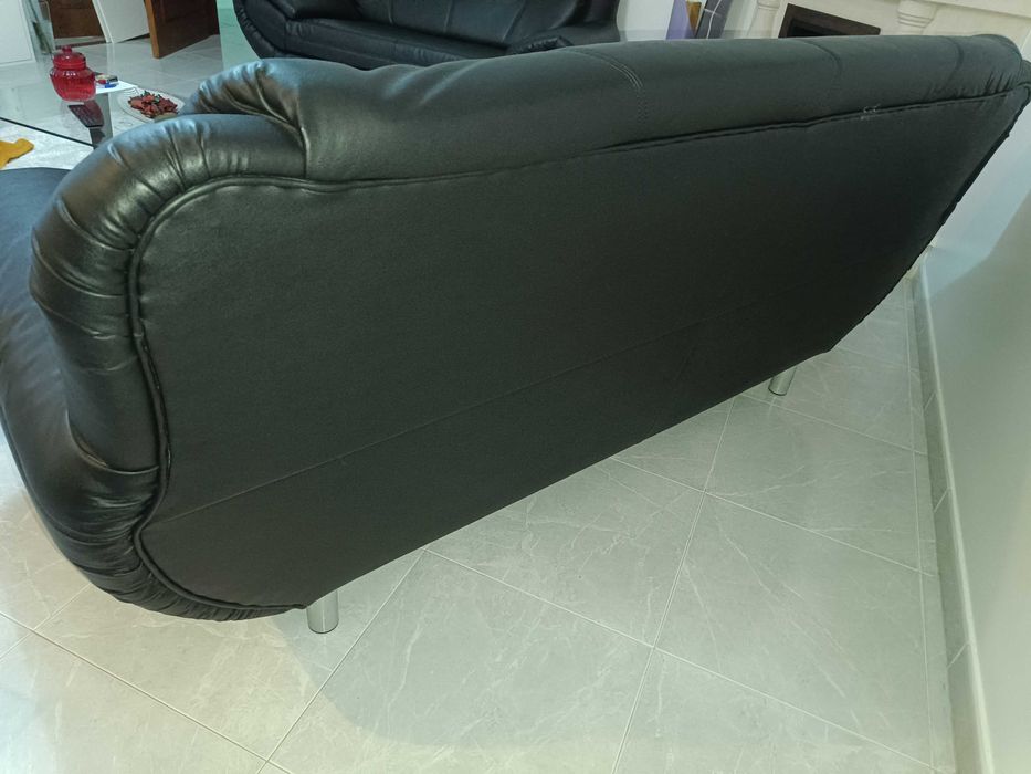 2 Sofás de Sala Pretos