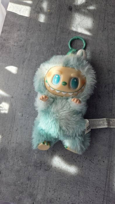 Brelok  zabawka Labubu