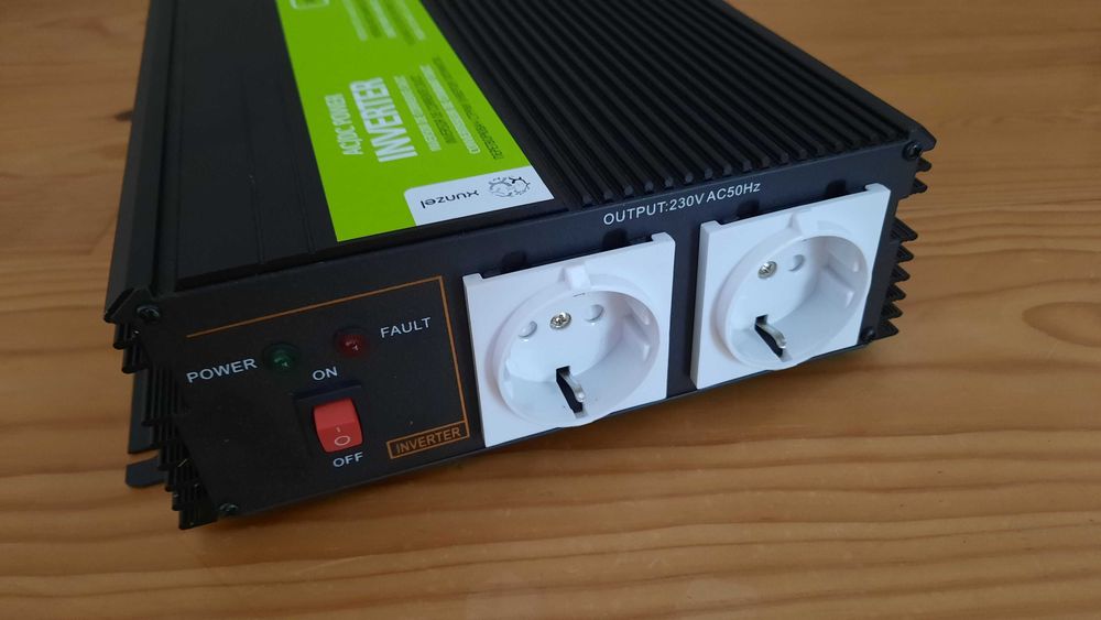 Inversor - Xunzel MJ1200-24 (DC a AC)