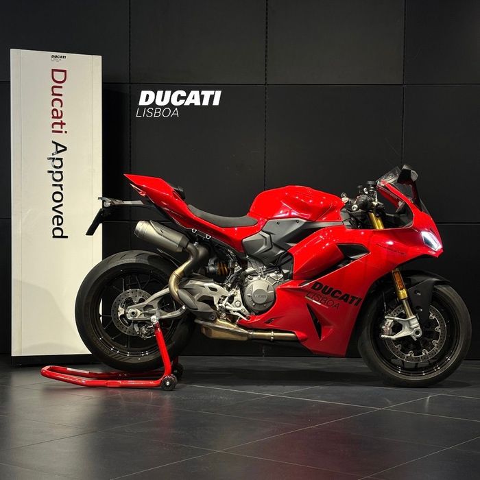 Ducati Panigale V2 S