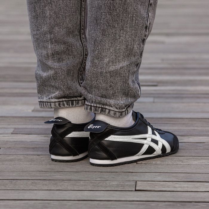 Asics Onitsuka  Mexico 66 Tiger  Balck White