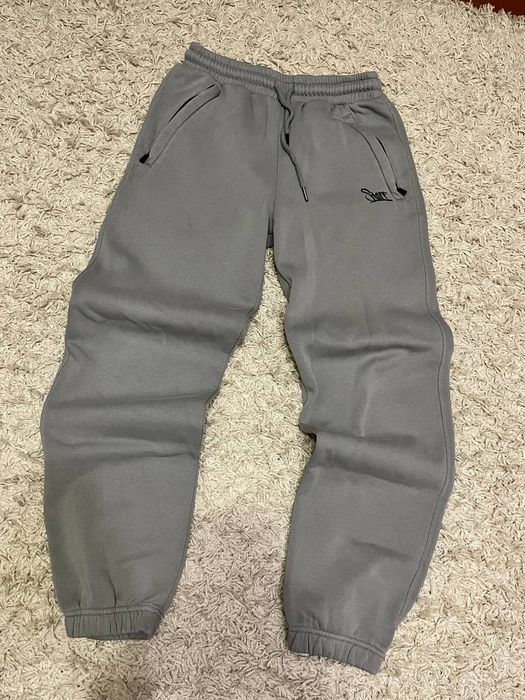 Сірі спортивні штани теплі