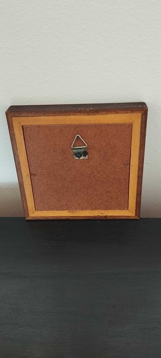 Small framed and glass-encased hand-embroidered picture64387414448002121