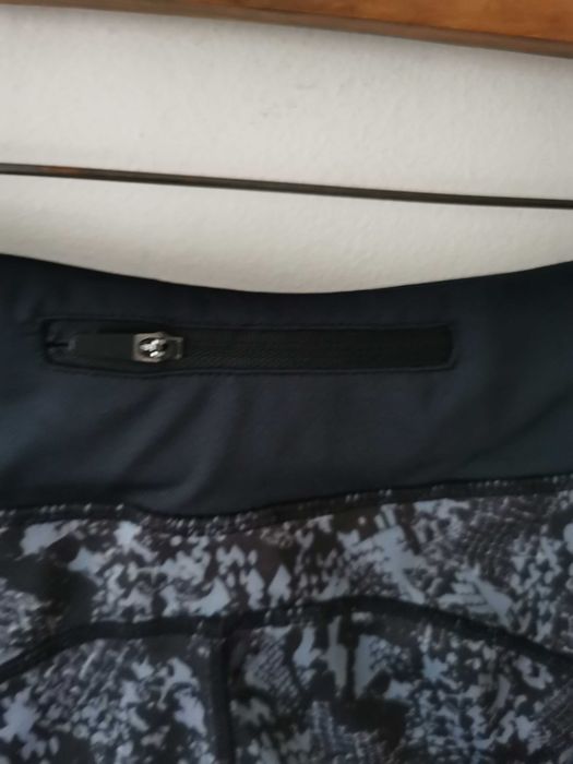 Ellesse legginsy sportowe damskie wzór IDEAŁ ORYGINAŁ M