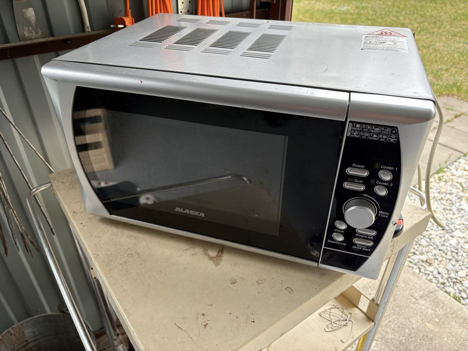 Mikrofala oddam za DARMO