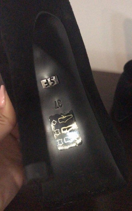 Buty czarne na obcasie SOLO FEMME