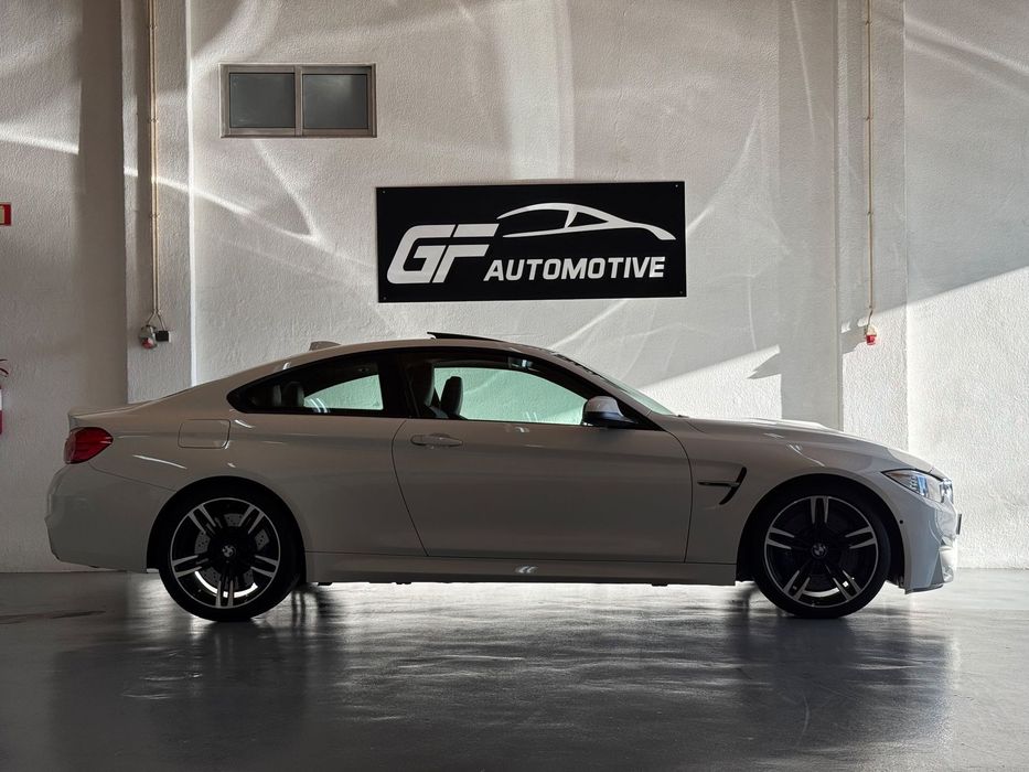 BMW M4 Automatic64617691992963124