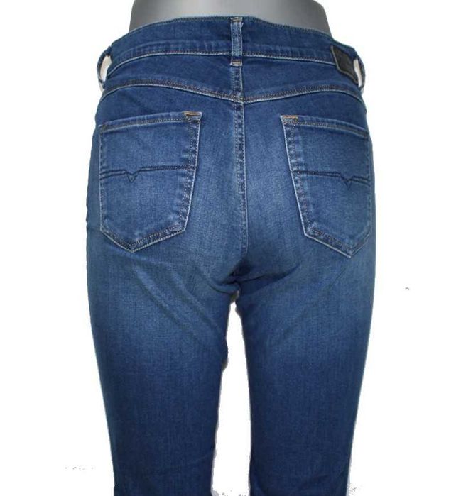 Jeansy Diesel Sandy damskie Slim Straight 086AL nowe orygin. - W25/L34