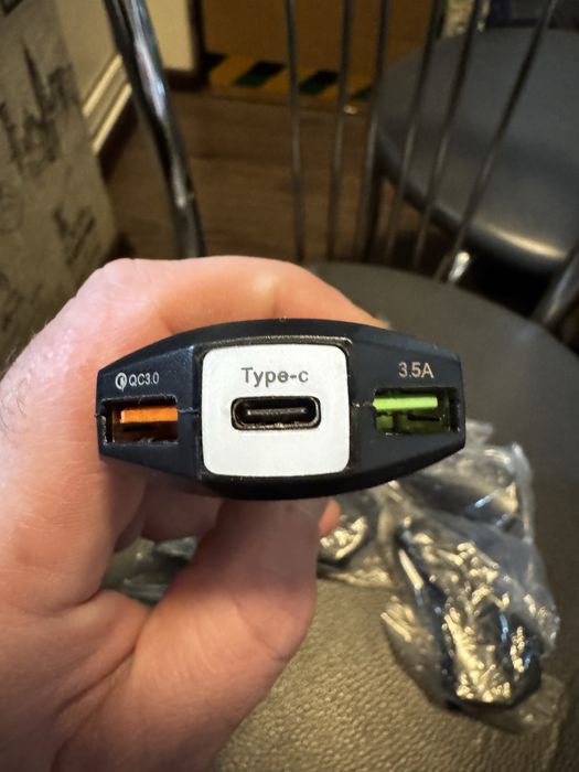 Зарядное устройство USB в прикуриватель машины автомобиля 3 порта