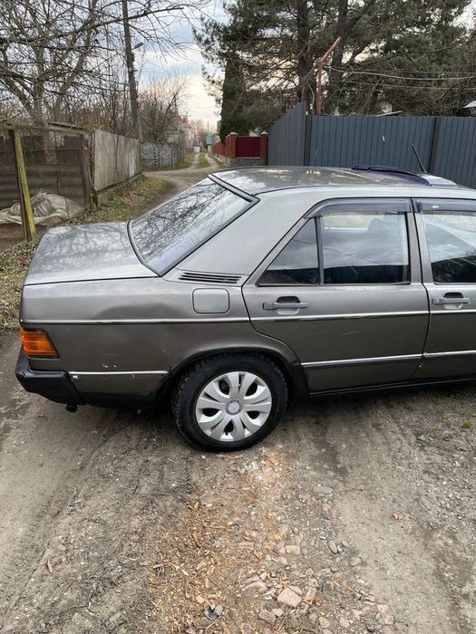 Продам мерседес 190 ціна без торгу