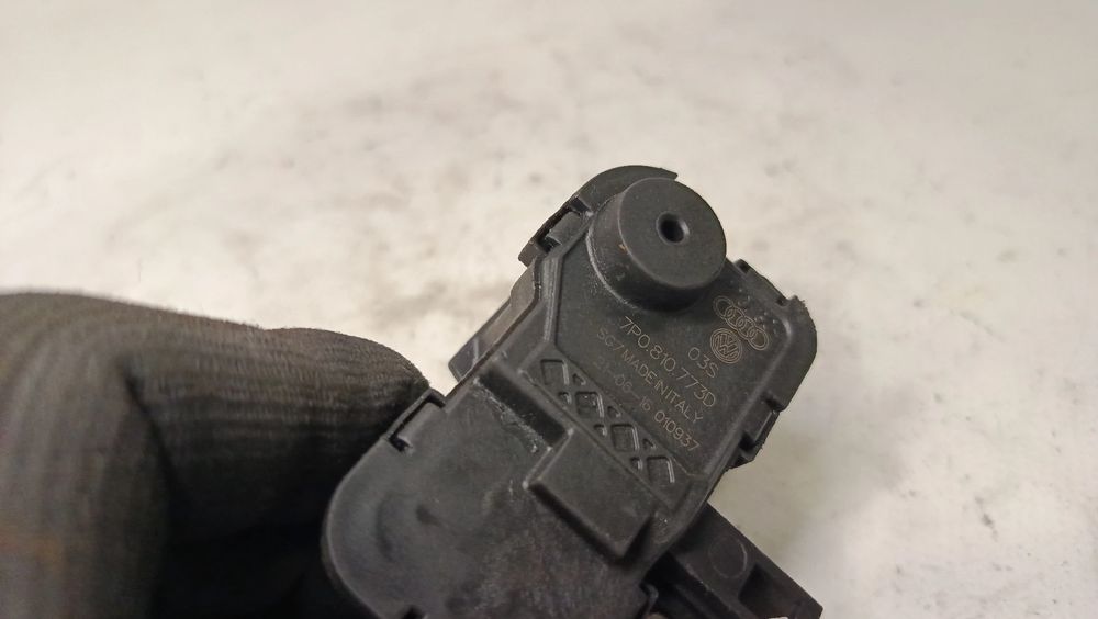 Pistola do depósito de combustível SKODA Fabia III Hatchback (NJ3)