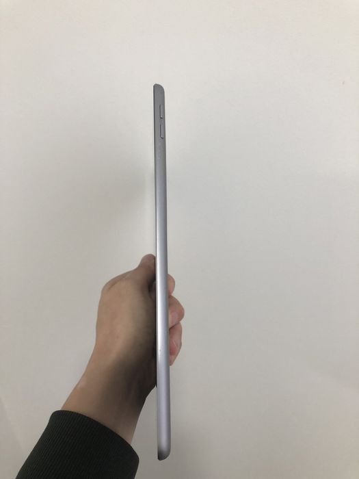 iPad 6, 32 GB, Wi-Fi. Айпад 6 на 32 гб.