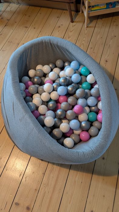 Basen z piłkami, używany