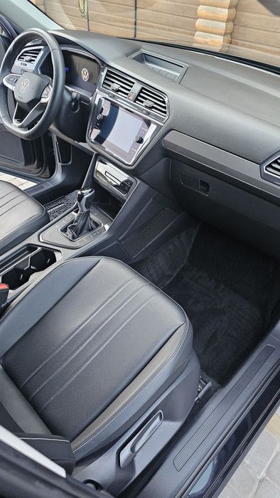 Volkswagen Tiguan 2023 рік