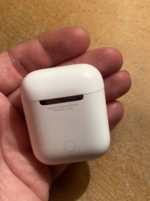 Baza Airpods 2 A1602 Etui ladujace  Box Pudelko Stan idealny
