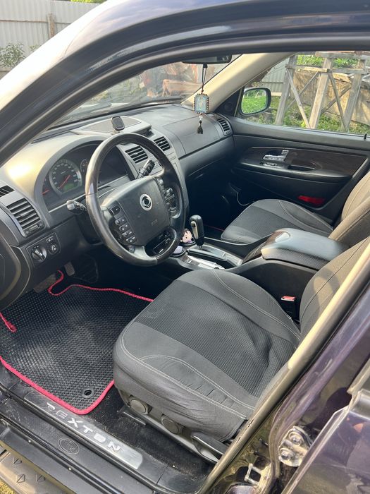 Продам SsangYong Rexton