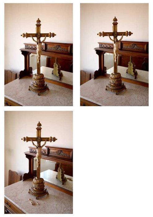 Crucifixo de Altar ou de Sacristia antigo