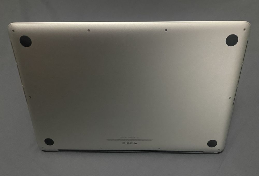 Macbook Pro A1398 Meados 2012 15”