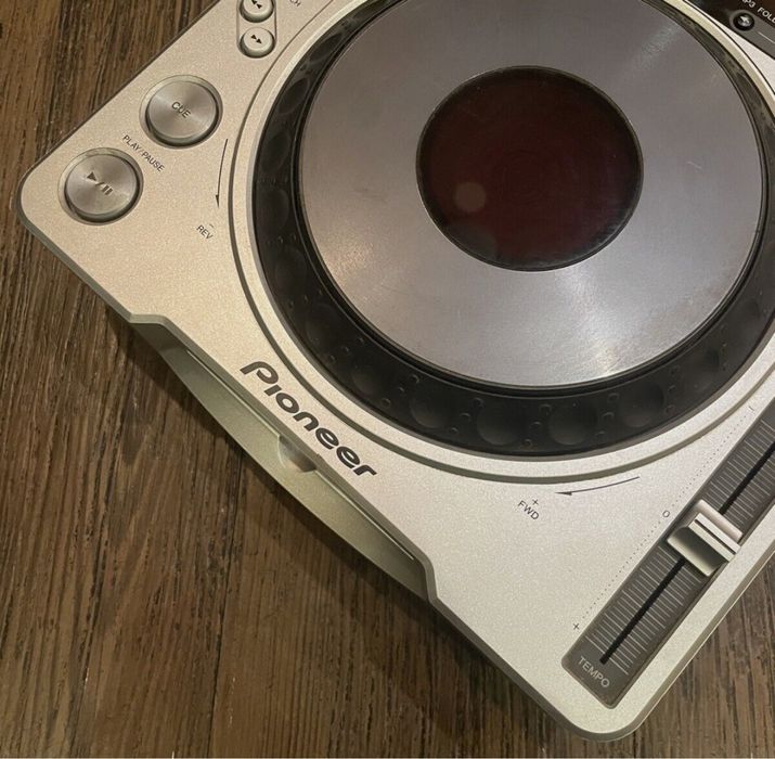 Pioneers CDJ 800 MK2 ( PAR ) novos