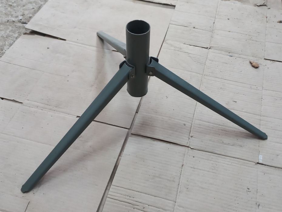 Подставка (тринога) для ёлки