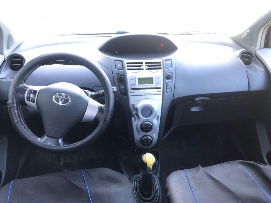 Toyota Yaris 1.4 D-4D 5P 2007 - Para Peças