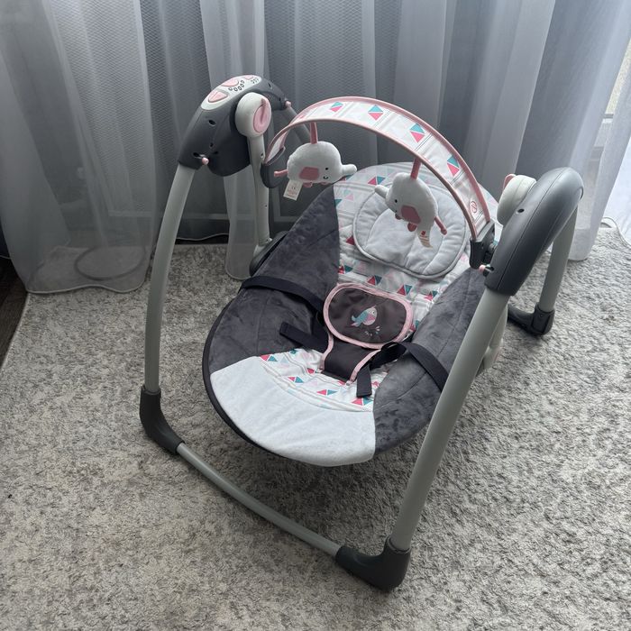 Дитячий шезлонг-качалка, музичний