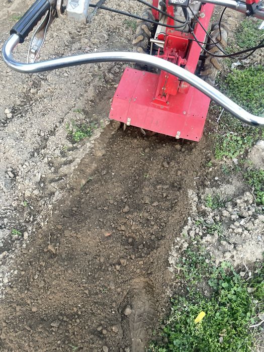 Glebogryzarka Karczownica Kosiarka Zamiatarka ,Odsniezarka Traktorek  Dzik Honda f460 560 Profesionalna