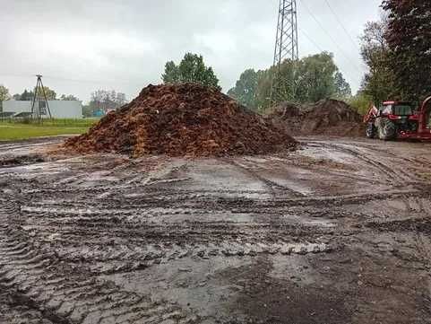 Obornik ziemia pod warzywa z obornikem transport gratis