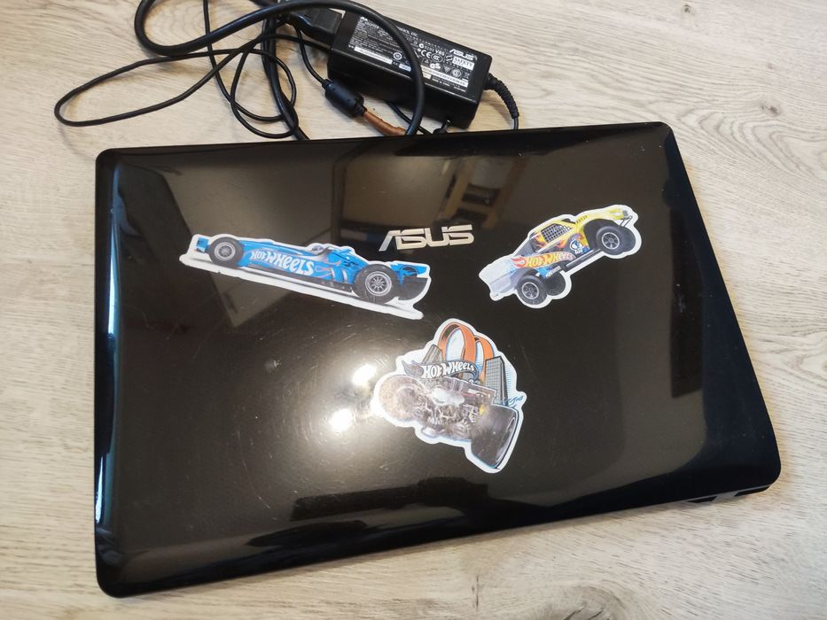 Laptop ASUS K52JT / Intel i5 480m / 4GB RAM / 640GB HDD / - uszkodzony