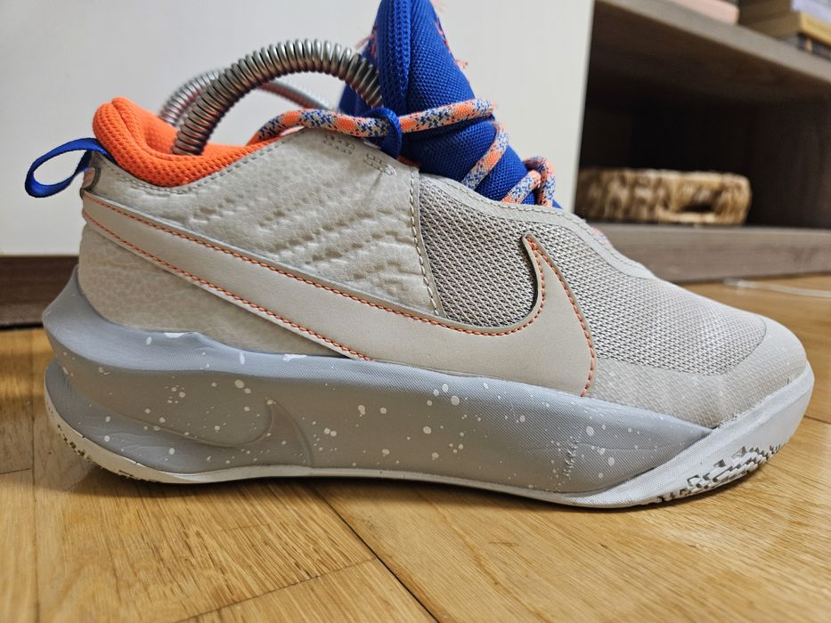 Nike team hustle D 37.5