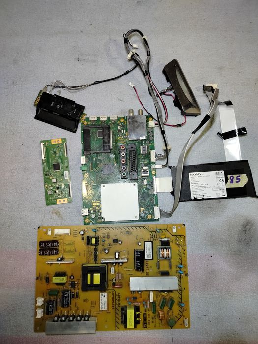 Плати Main і блоки живлення до телевізорів