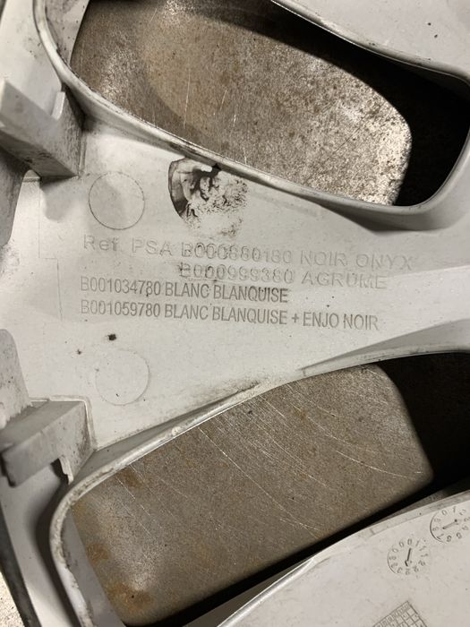 Oryginalne kołpaki Citroen 15