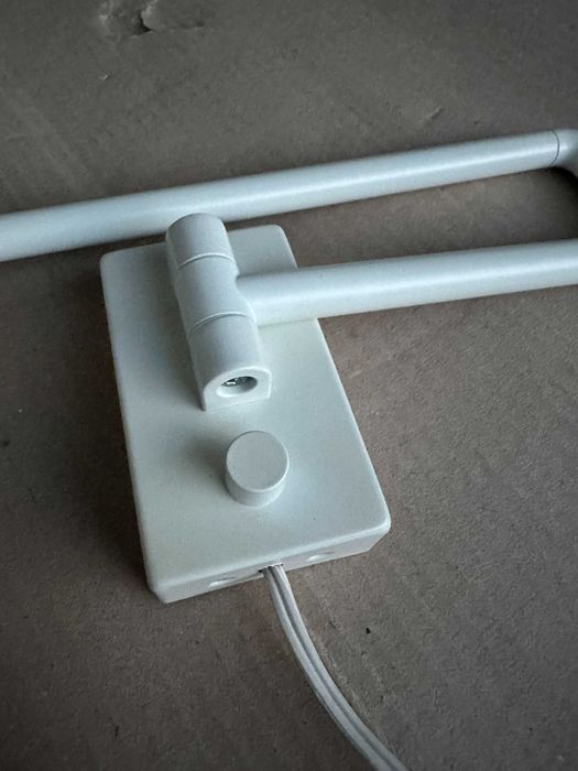 2 candeeiros de parede