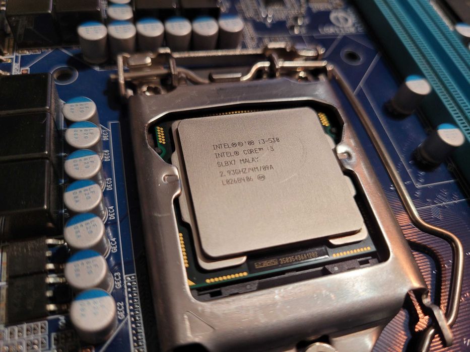 Platforma na Intelu GA-H55M-D2H + I3 530 + iGPU