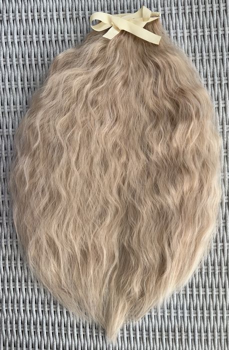 Premium Ultra włosy doczepiane, jasny miodowy blond, kucyk, fale 64.