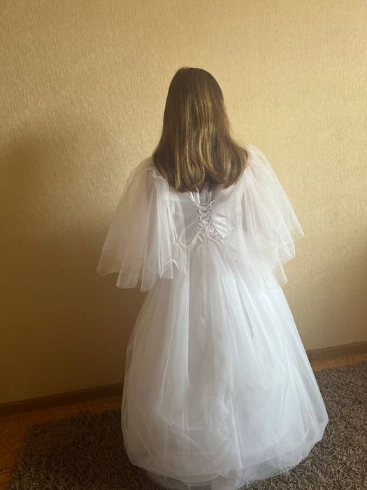 Плаття для причастя