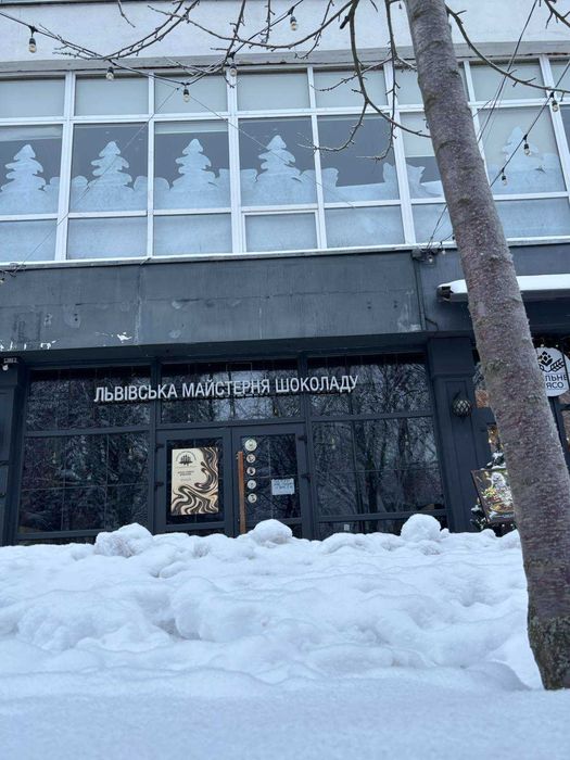 Топ-локація для вашого бізнесу в самому серці Чернігова! пр.Миру 19