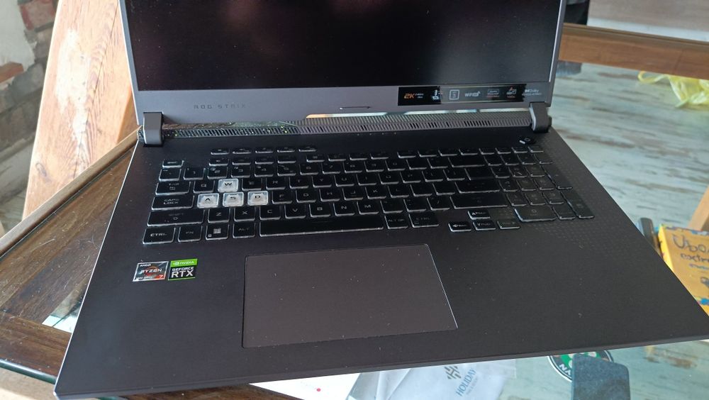 Laptop ASUS ROG Strix G17