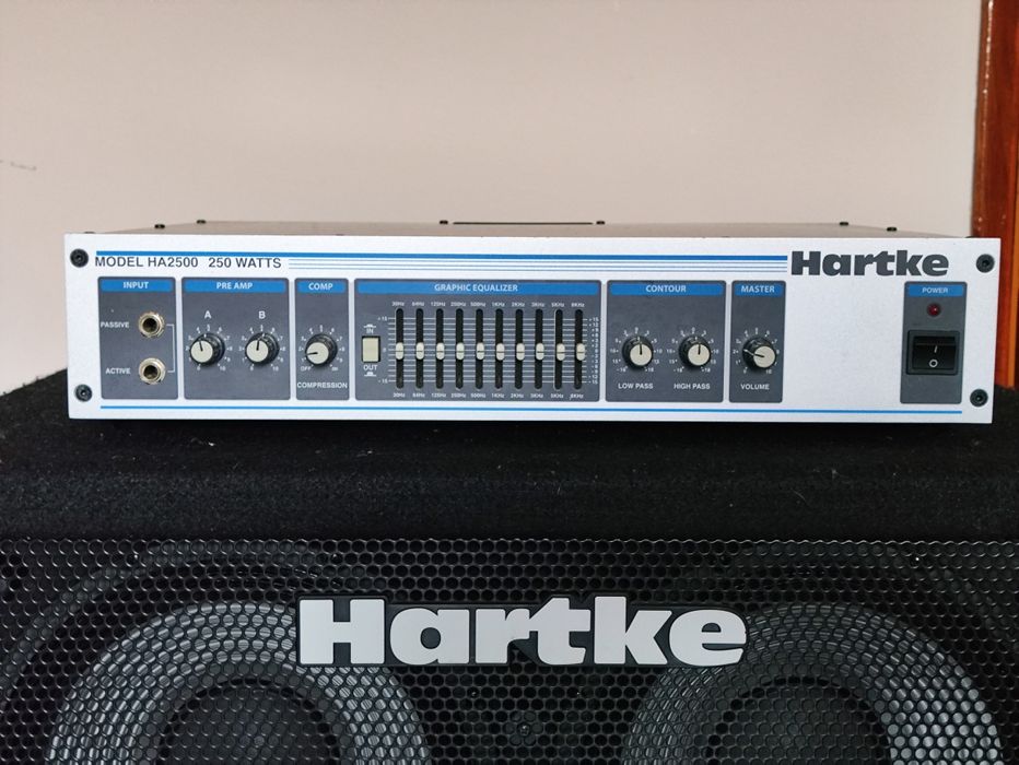 Hartke HA2500 - Amp de baixo