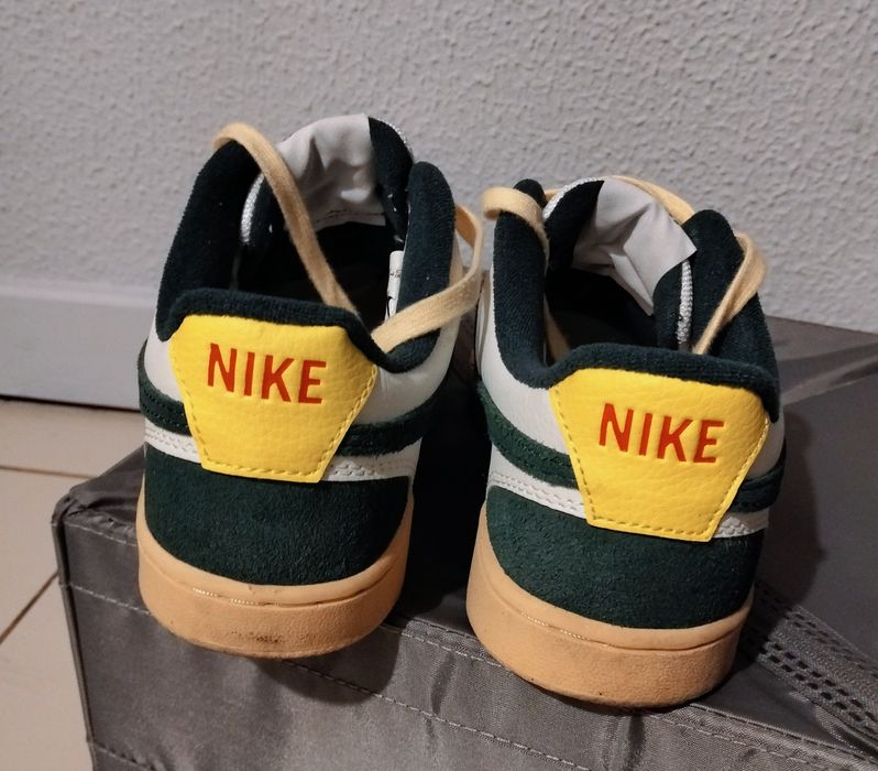 Nike Court Vision Low