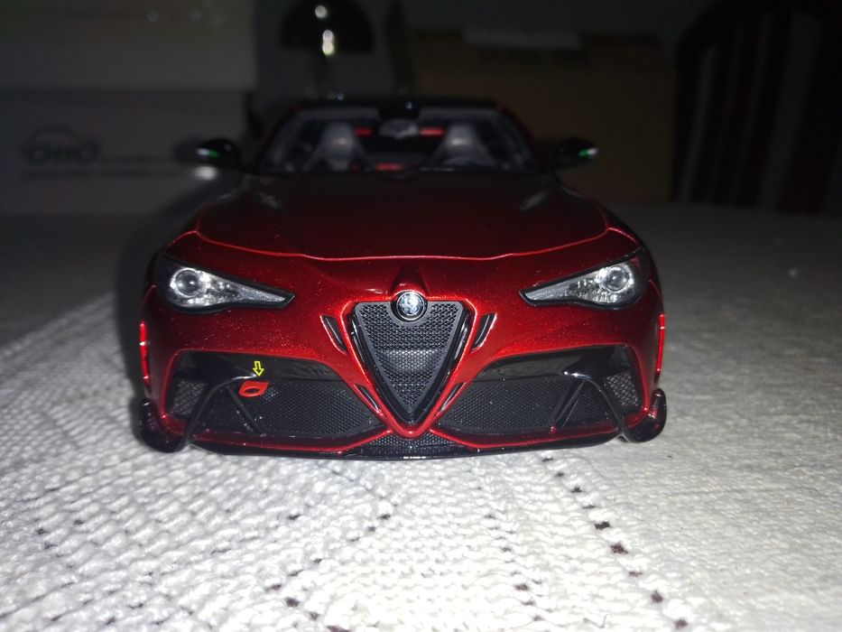 Miniatura Alfa Romeo Giulia GTAm - Otto 1:18 São Clemente • OLX.pt