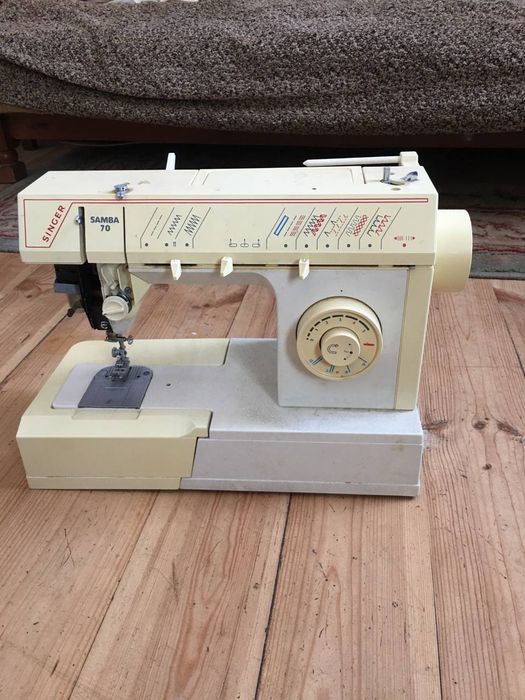 Швейна машина singer