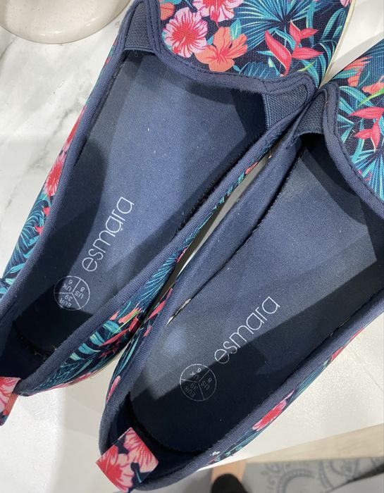 Granatowe bawełniane trampki tenisówki espadryle w kwiaty 39,5