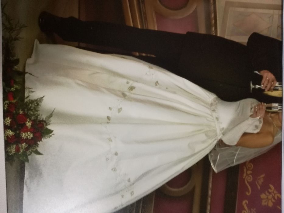 Suknia ślubna "Tylko Ona" S/M Księżniczka,