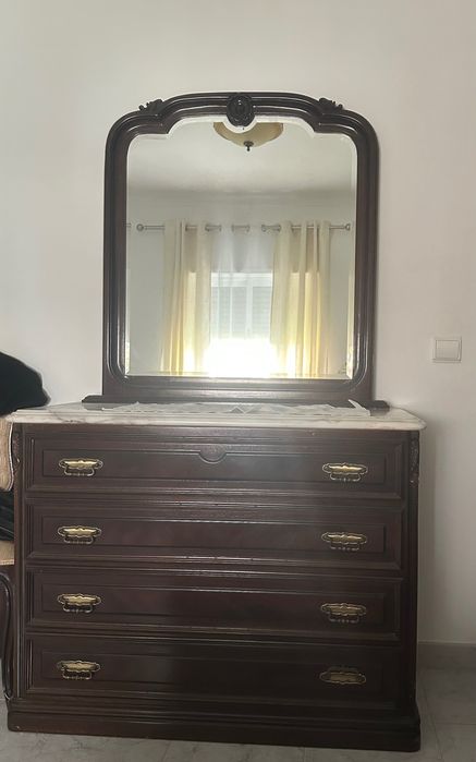 Mobília de quarto - conjunto madeira maciça