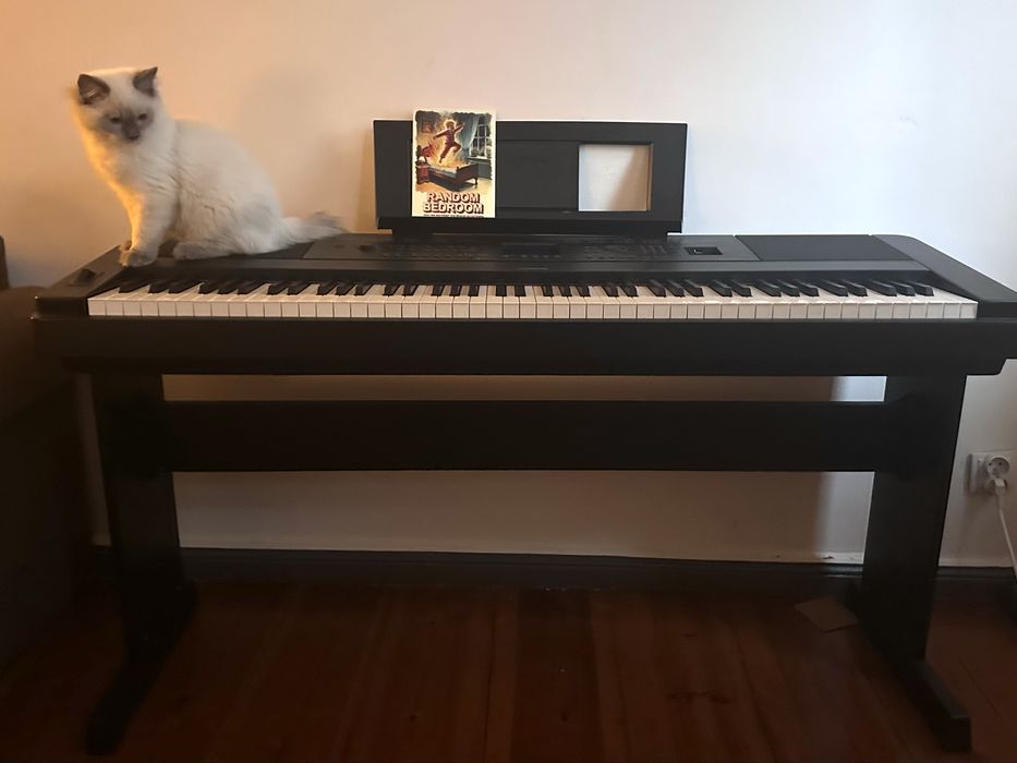 Pianino cyfrowe Yamaha DGX-660