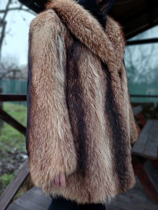 Шуба натуральна єнот